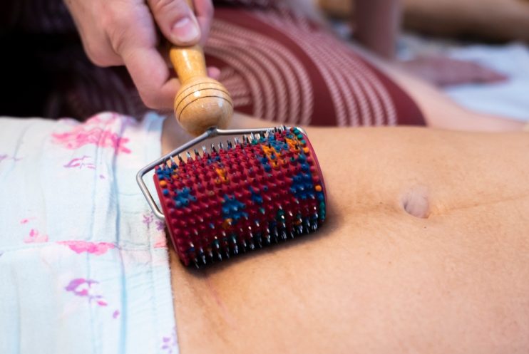 Postpartum,Doula,Shows,How,To,Massage,A,Cesarean,Scar,With